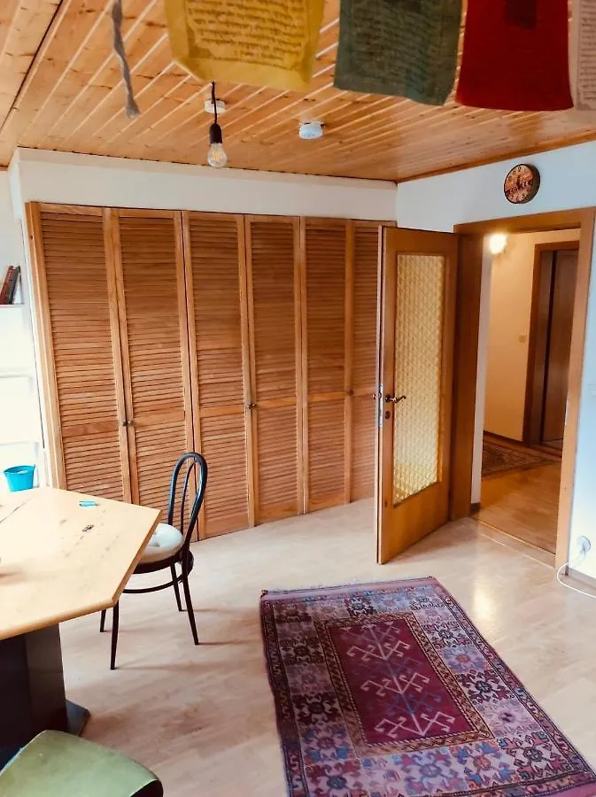 Private Room In Innerstadt Graz Privatunterkunft